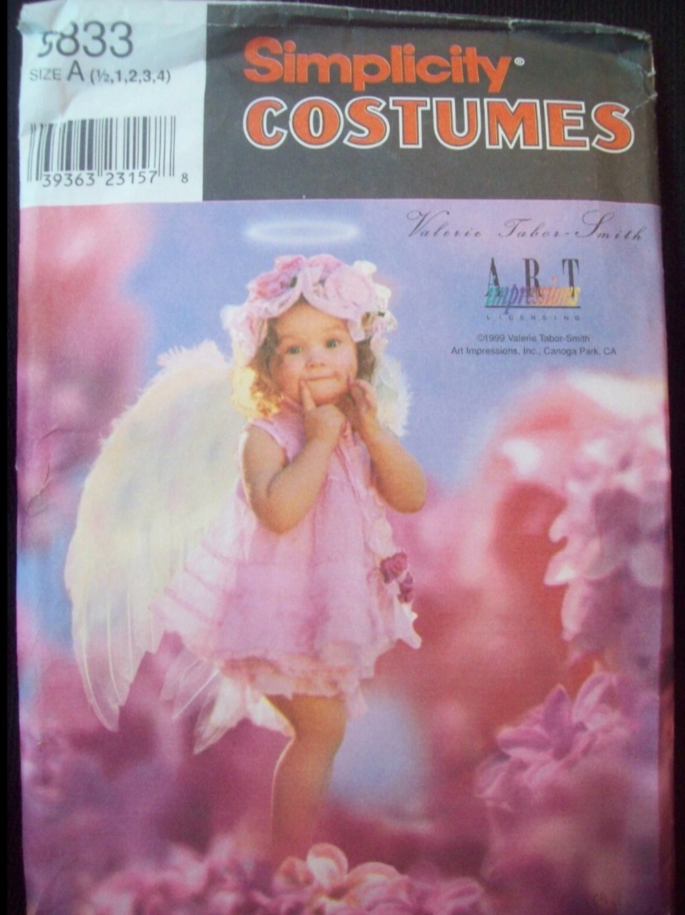 Vintage Simplicity Pattern 8833 Valerie Tabor Smith
Angel
UNCUT
Sizes 1/2 - 4